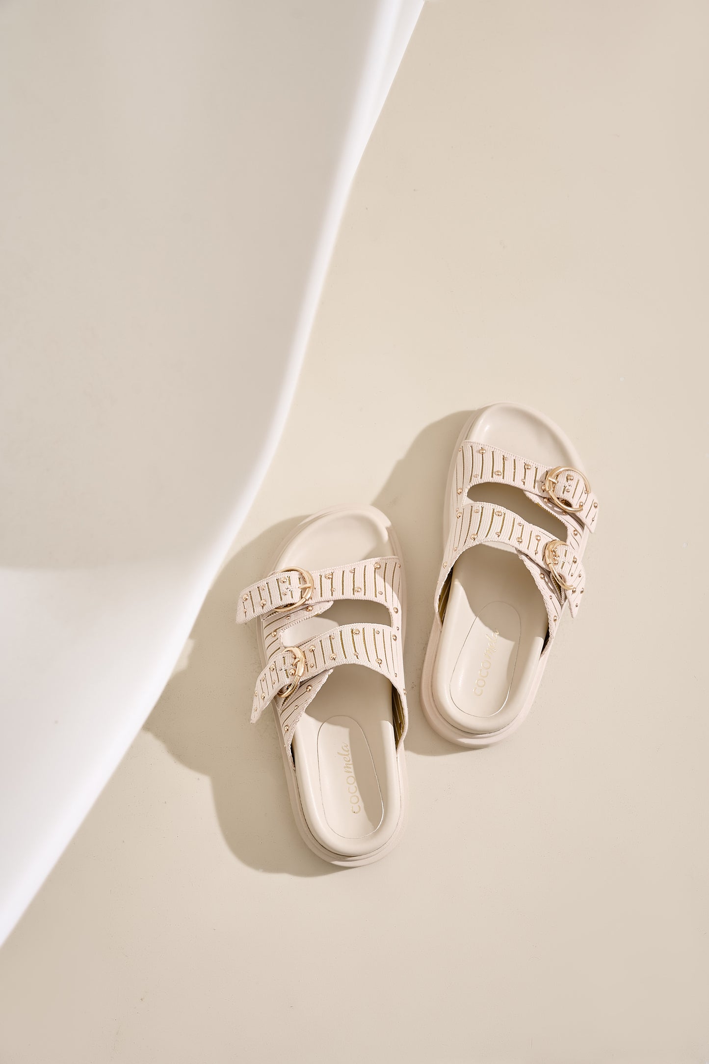 Flat Sandals Beige
